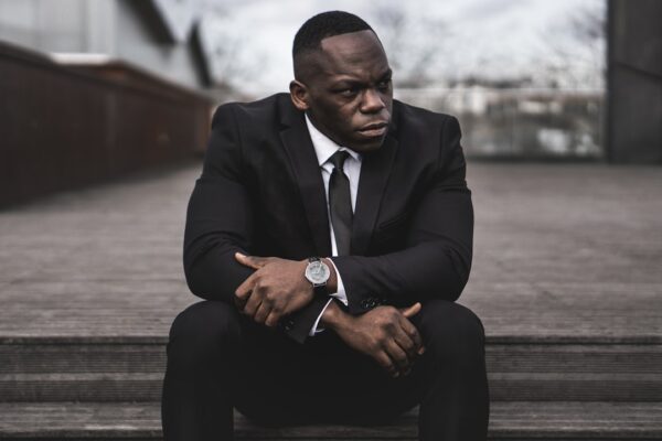 Photo black suit